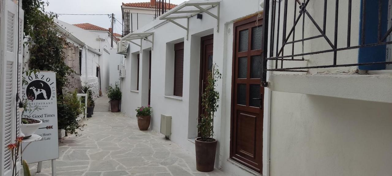 Appartamento Το Στενάκι Città di Skiathos Esterno foto